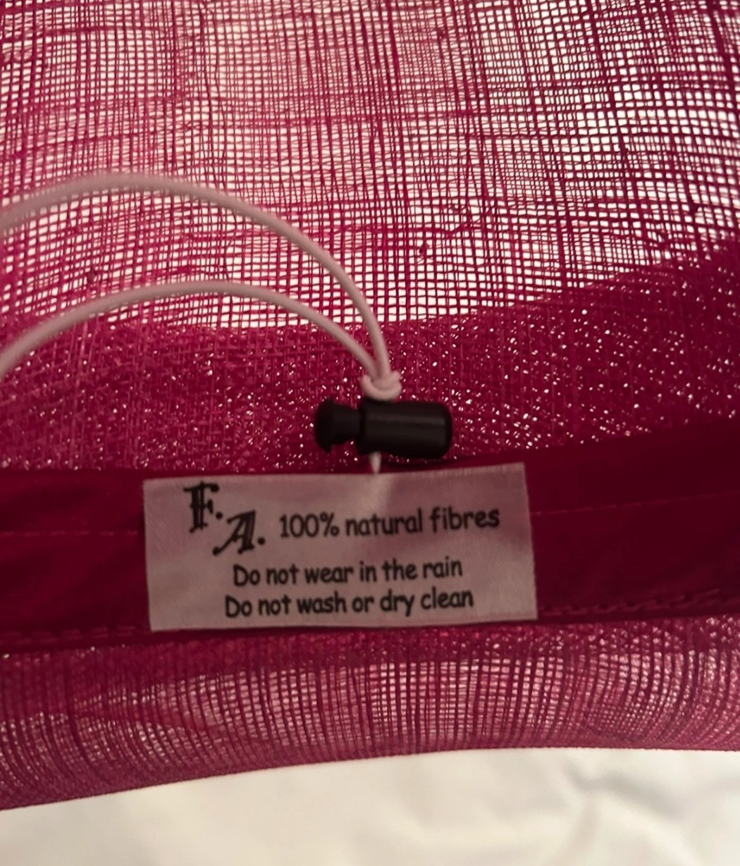 A Victoria plum classic hat! - Image 3